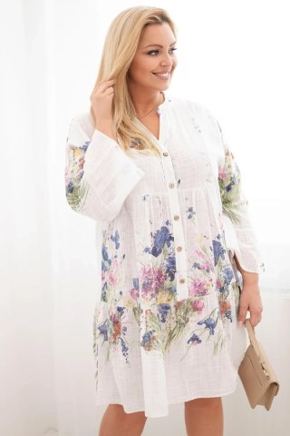 Sukienka damska bawełniana Plus Size z dekoltem V i guzikami kwiatowy wzór biała