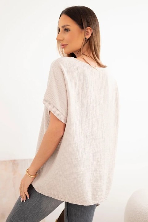 Bluzka damska bawełniana oversize z dekoltem V i koronką beżowa