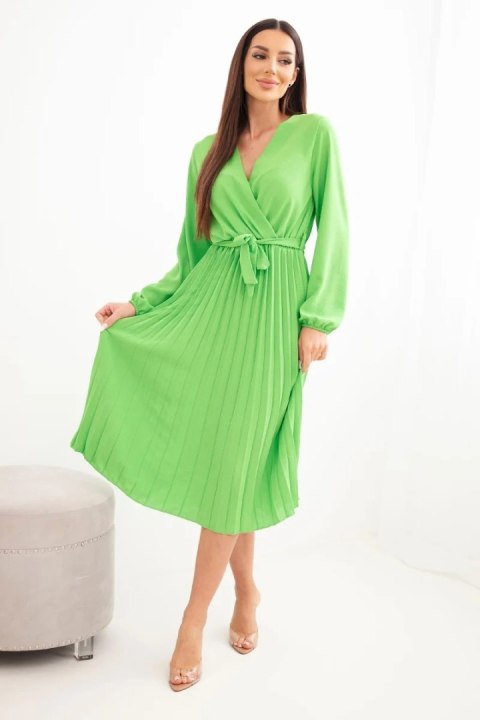 Sukienka wiązana z plisowanym dołem jasno zielona