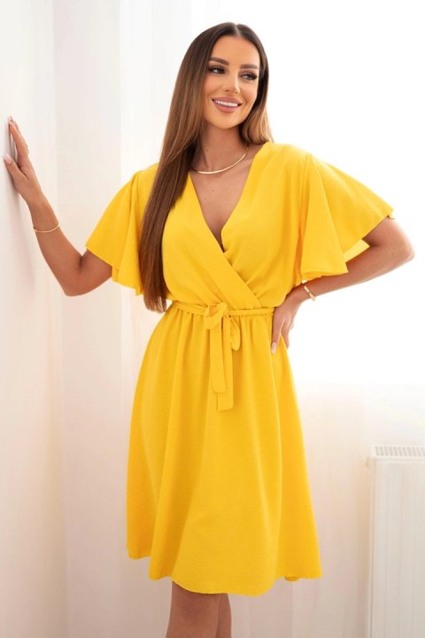 Sukienka z przekładanym dekoltem żółta