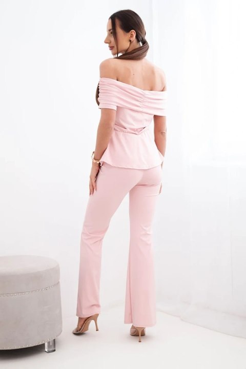 Komplet damska hiszpanka z falbaną i szerokimi spodniami pudrowy róż