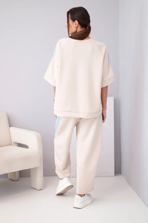 Komplet damski masełkowy z wiskozy bluza i spodnie z lampasami beżowy + niebieski