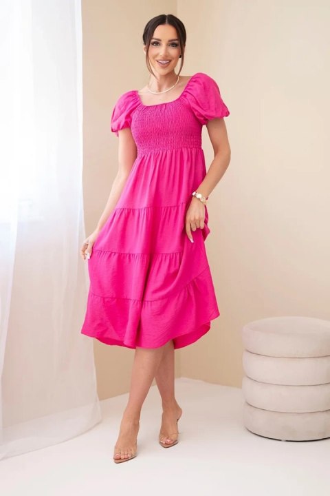 Sukienka damska wiskozowa z bufiastym rękawem i marszczoną górą fuksja