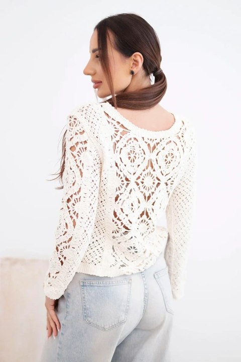 Sweter damski bawełniany ażurowy z ozdobnym wzorem i długim rękawem beżowy