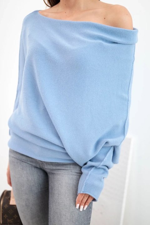 Sweter damski wiskozowy asymetryczny typu nietoperz jeansowy