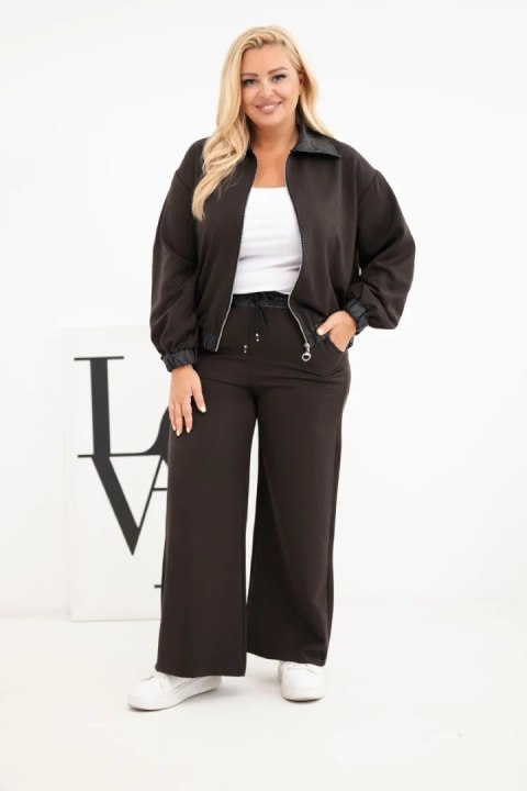 Komplet damski Plus Size z bluzą na zamek i szerokimi spodniami brązowy